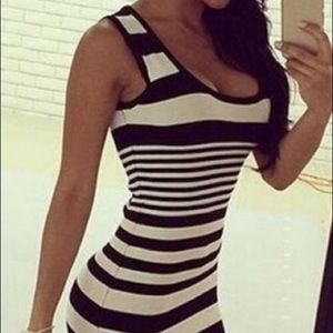 Long fitted striped black and white dress